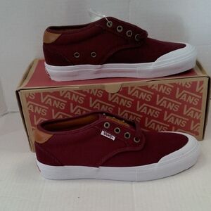 Chima Estate Pro Port White  Sneakers  and Brown Accents